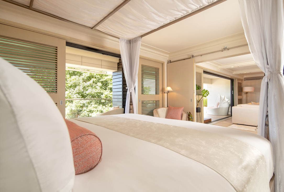 suite slider coral master bedroom