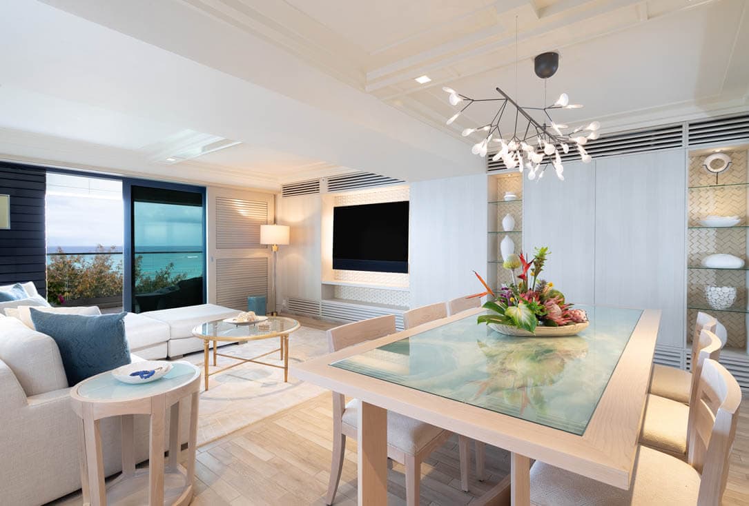 suite slider saphire living area