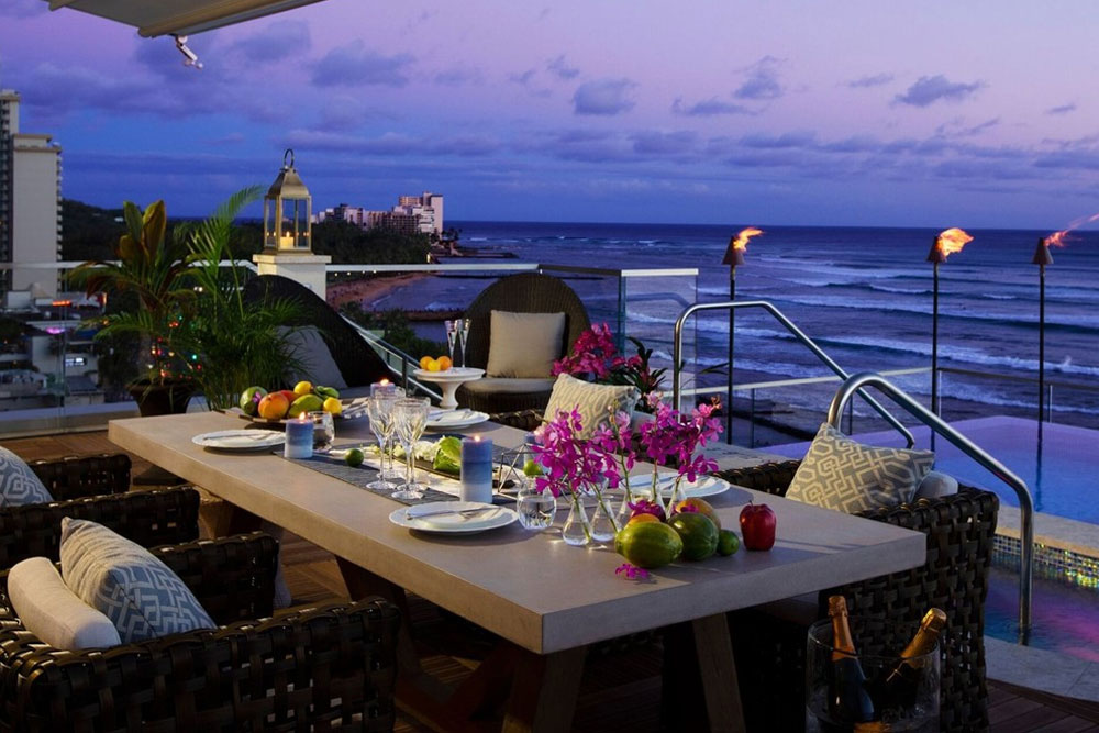 https://s48135.pcdn.co/wp-content/uploads/2025/06/ESPACIO-Rooftop-dinner-1000x667-1.jpg